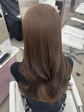 エヌアイ オモテサンドウ(ni omotesando) ☆ヘーゼルベージュ ケアカラー ブリーチなしダブルカラー☆