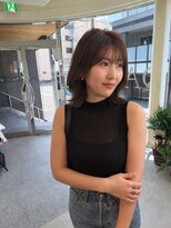 ダーツサンジョウ(DARTS sanjyo)&nbsp;くびれ外ハネミディ×透け感バング