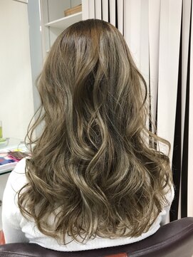 トゥエンティ(twenty) W3Dカラー