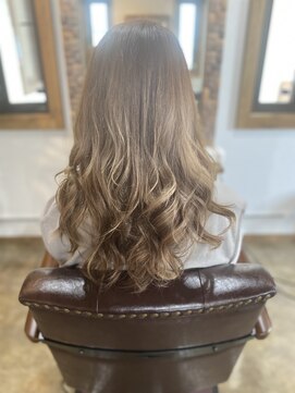 エルバッチャ 千代田町店 太田(Lbaccia) 大人ロング　ミックス巻