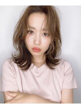 見た目の印象や質感に凄くこだわっております。柔らかく艶々に見える髪型をカットで作ります【博多美容室】