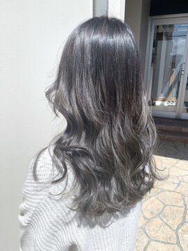 ルッソ(LUSSO) グレージュカラー