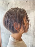 定番ボブスタイル ステップボーンカット かきあげバング