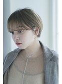 20代30代大人かわいい耳掛けショート×ハイライトべージュ