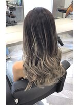 エイト 神戸三宮店(EIGHT)&nbsp;外国人風バレイヤージュ♪