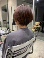 テン(Ten)&nbsp;メリハリのあるショートボブ