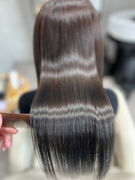 ミントリーフ(Mint leaf) 髪質改善トリートメント【カラーエステ】ヘッドスパ付