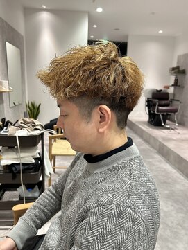 カットストゥディオス 草津店(cut studios) 【滋賀メンズ】ブリーチ毛×ツイストパーマ☆