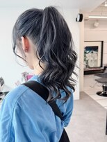 ギグスダブル 栄久屋大通店(gigs double)&nbsp;グレージュカラー/ロングウェーブ/ポニーテール