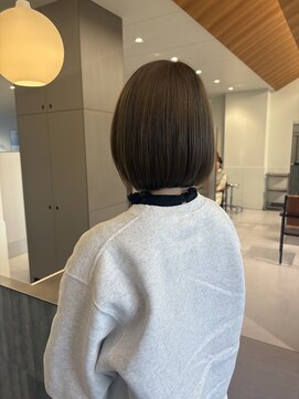 ローレンアオ(LOREN AO) 【LOREN AO】オリーブベージュ/内巻きボブ