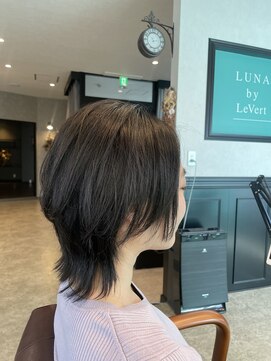 ルナバイルヴェール(LUNA by LeVert) レイヤーカット ウルフカット