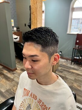 スタンドバーバー 柏(STAND BARBER) サーフカール/スパイキーショート/ブルーブラック10〇〇〇