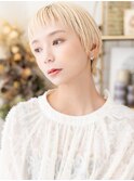 オン眉ホワイトブロンドショートウルフa戸田公園10代20代30代