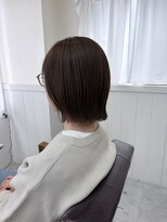 サンノット(SUN KNOT) 外ハネボブ+白髪ぼかしカラー