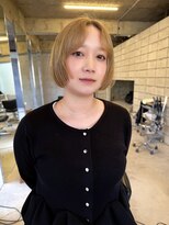 ルナバイルヴェール(LUNA by LeVert) 【ブロンド×レイヤーボブ】