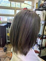 エミタス 柳通り(Emitas.) ツヤカラー