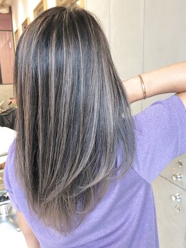 ディーナ(D'na) 『D'na』ハイライト風バレイヤージュ 清水