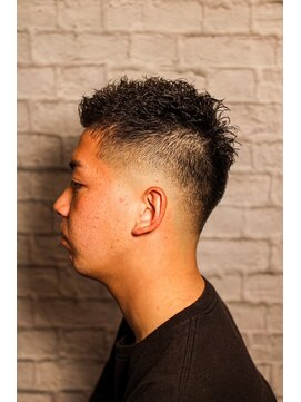 銀座マツナガ 新宿野村ビル店 ソフトモヒカン×スキンフェード