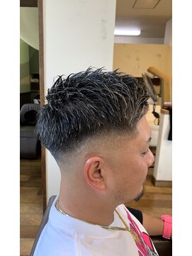 パームツリーリゾート(Parm tree resort) スキンフェード+メッシュ