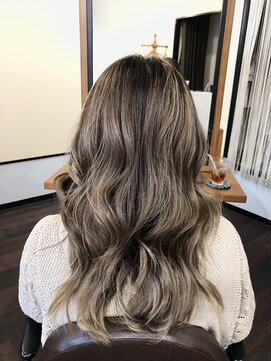 リピュア(Re:PURe) **ミルクティーグレージュハイライトバレイヤージュ**