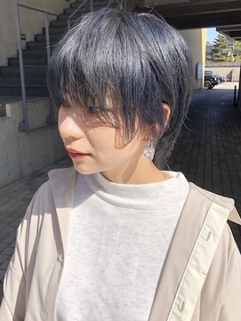 ハイブ 金沢(Hive) ブリーチハイトーンカラーショートボブツヤ髪スタイル髪質改善