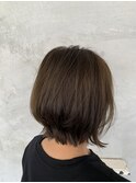 夏のエアリー外はねボブ