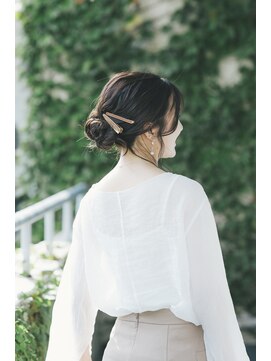 クレス 本川越店 定番シニヨンでも自分に合うスタイルに♪