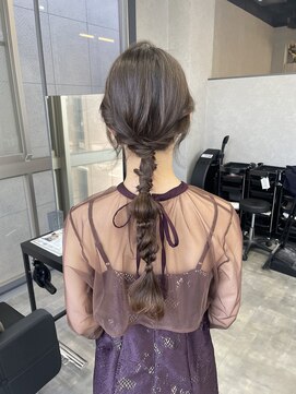 シエンゴールド(CIEN gold) 編みおろしヘアアレンジ☆