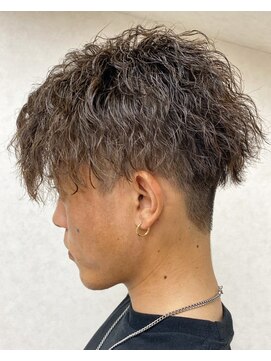 エイル リュクス(Aujua Eir LUXE) 【メンズ】【ツイストスパイラル】【波巻きパーマ】