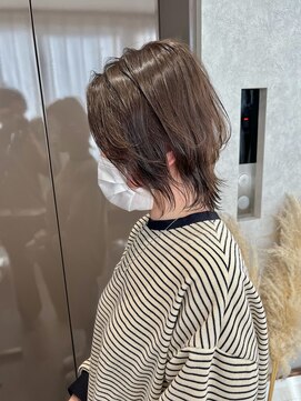 クエ(QUE) ショートウルフ/くびれショート/20代30代40代/横浜