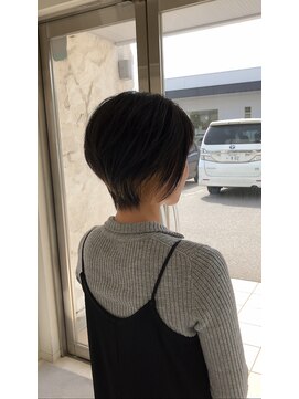 マジックデイズ(Magic Days) 丸み強調ショートスタイル