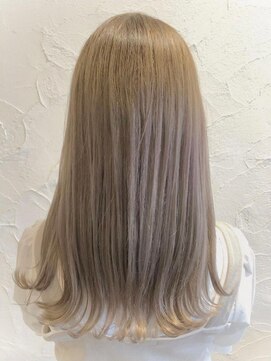 ソレイユ イワタ(SOLEIL IWATA) 冬のホワイトベージュ☆