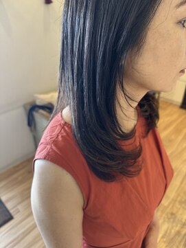 ルシード スタイル レクラ 栄生店(L'UCIDO STYLE L'eclat) 大人レイヤーカット