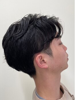 ヘアーメイク ラウラ(Hair+Make RauRa)の写真/【男性にオススメのメニュー多数】セットが簡単でON&OFFも楽しめるスタイルをご提案◎メンズパーマも人気!