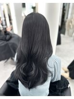 アルドーレフィエロ シンサイバシ(Ardore fiero shinsaibashi)&nbsp;透明感のあるアッシュブラック♪[白川幸太]