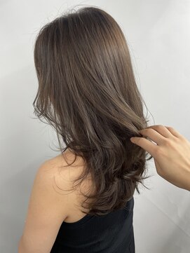 ベルグローアルファ(BELLE GROW ALPHA) 海外レイヤーカット