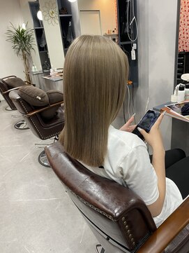 レド(LeDo) グレージュカラー【四日市/髪質改善/ブリーチカラー】