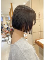 モリオ フロム ロンドン サッポロファクトリー店(morio FROM LONDON)&nbsp;morio札幌 ぱつっとボブ　オリーブカラー　似合わせカット