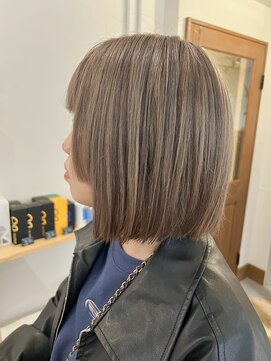 日日ヘアサロン ミルクティベージュ×ボブ