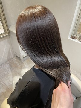 デイジー ふんわりアッシュブラウン