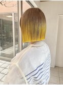 ベージュ×ハニーイエローのグラデーション