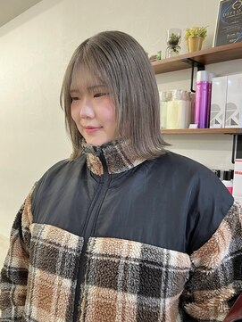 ソソ(soso) 【soso 伊勢田】切りっぱなしボブ/ヘーゼルベージュ/横浜