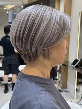 ソワネ 表参道(soigne) 表参道白髪ぼかしハンサムショートカットアッシュブラウン30代