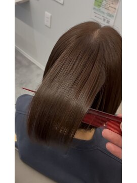 ソレ 森田店(SOLE.) 艶グレージュ