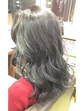 パピヨンロゼ(Papillon Rose) ほつれウェーブ☆イルミナグレージュカラー