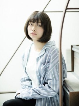 ルーチェ 府中(Luce) 前下がりひし形シルエット切りっぱなしボブエアリーショート