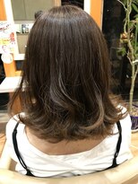 ベニヤボンドストリート(Beniya BOND STREET) ダークラベンダーアッシュ×3Dレイヤー×鎖骨ミディアム