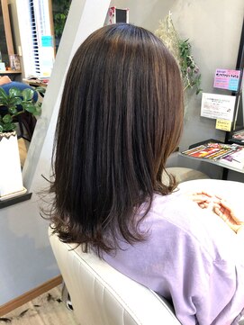 デイジー(Daisy) ナチュラル外ハネ