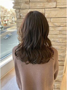 レナークアリア(LENAHC ARIA) 艶髪オイルカラー