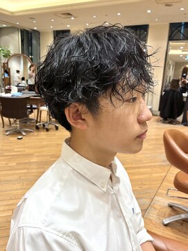 ビュートリアム265(BEAUTRIUM 265) マッシュパーマ アッシュブラック ツーブロック ツイスパ パーマ